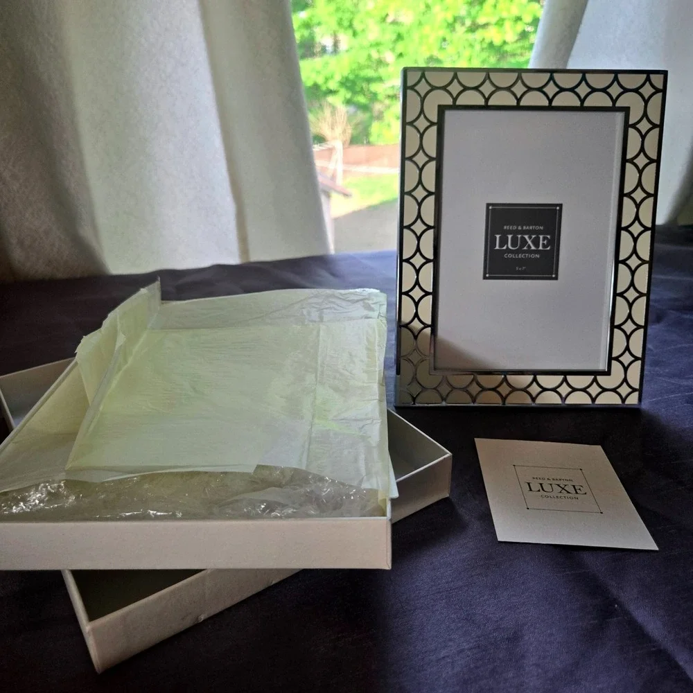 Reed & Barton Luxe Collection Silver Plate Enamel 5x7 Picture Frame with Box